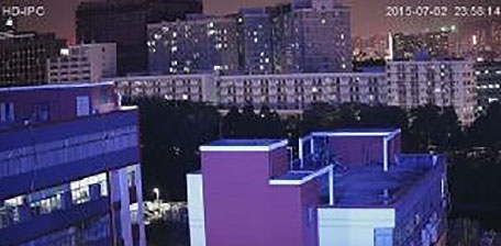 超高感度スターライトカメラのカラー映像